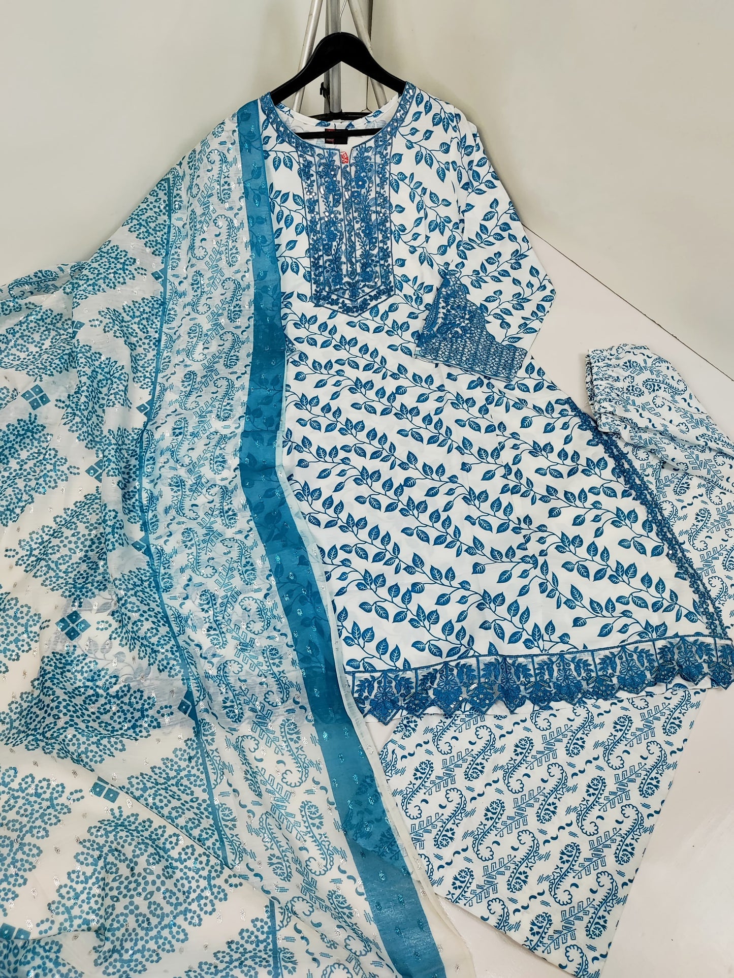Lawn printed 3pc